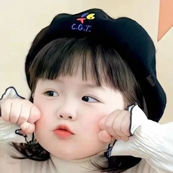 Hình nền em bé gái cho điện thoại đẹp và dễ thương với chất lượng cao
