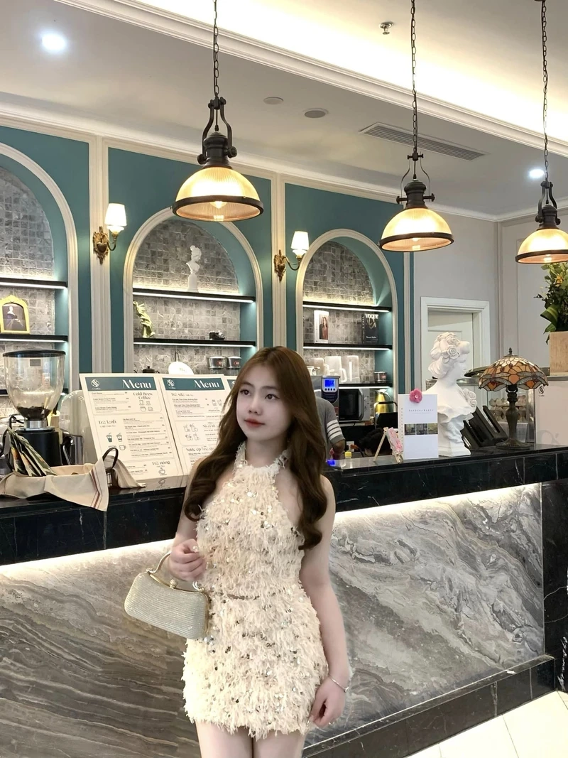 Hình ảnh gái 2k5 đẹp nhất dễ thương nhất, phù hợp mọi phong cách