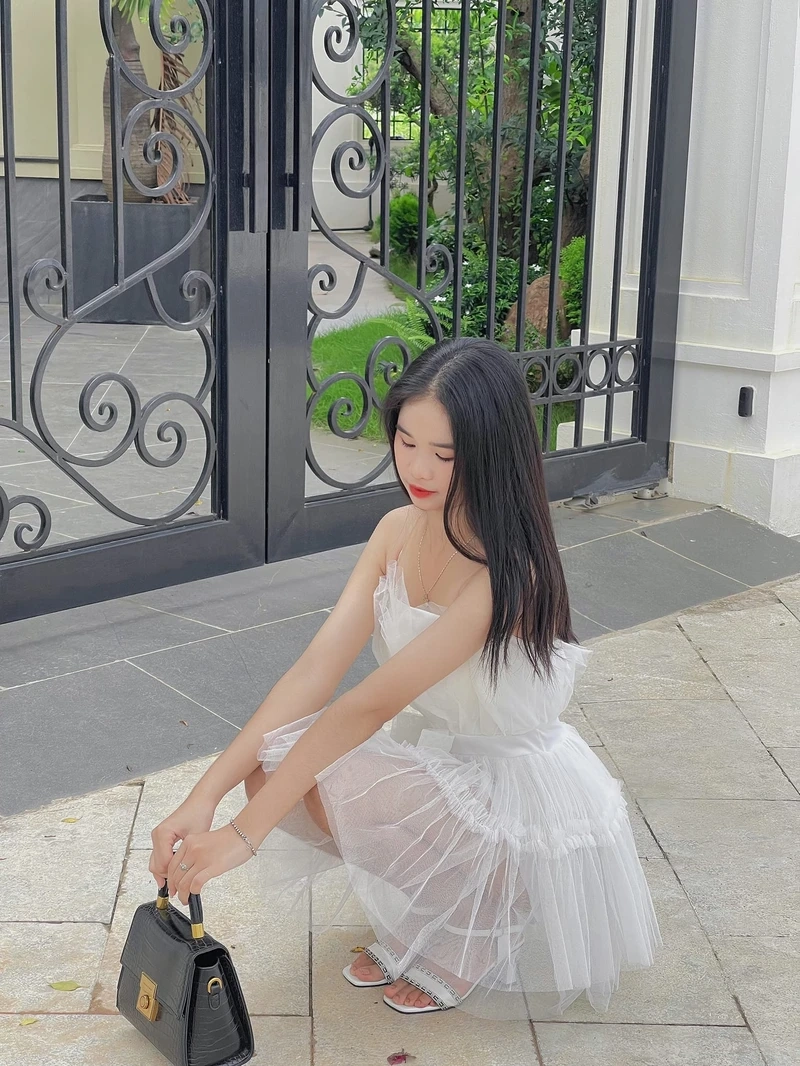 Hình ảnh gái 2k5 dễ thương nhất cho điện thoại với chất lượng cao