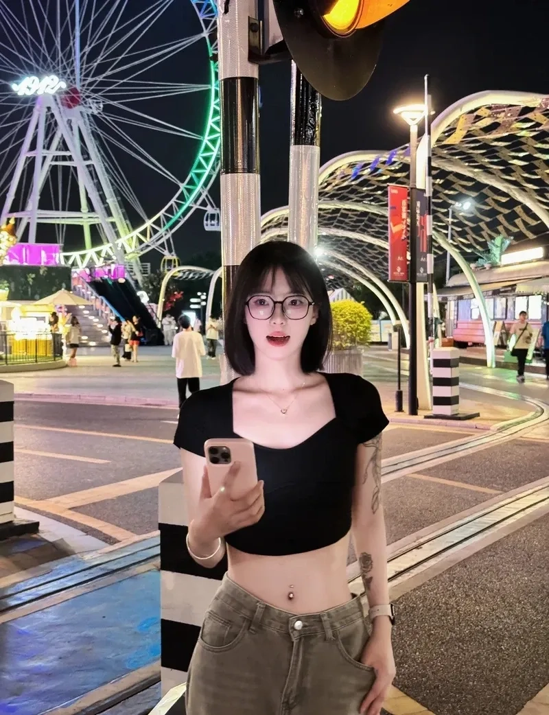Avatar con gái đẹp với nụ cười rạng rỡ và ánh mắt cuốn hút
