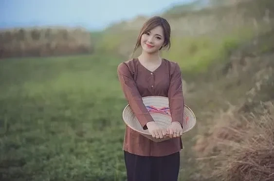 Hình ảnh gái xinh vú to với vẻ đẹp tự nhiên và sự hài hòa cân đối