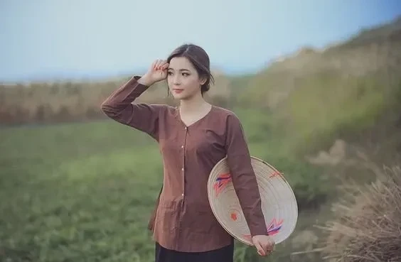 Gái xinh nhảy trên tiktok mang đến năng lượng trẻ trung và sôi động
