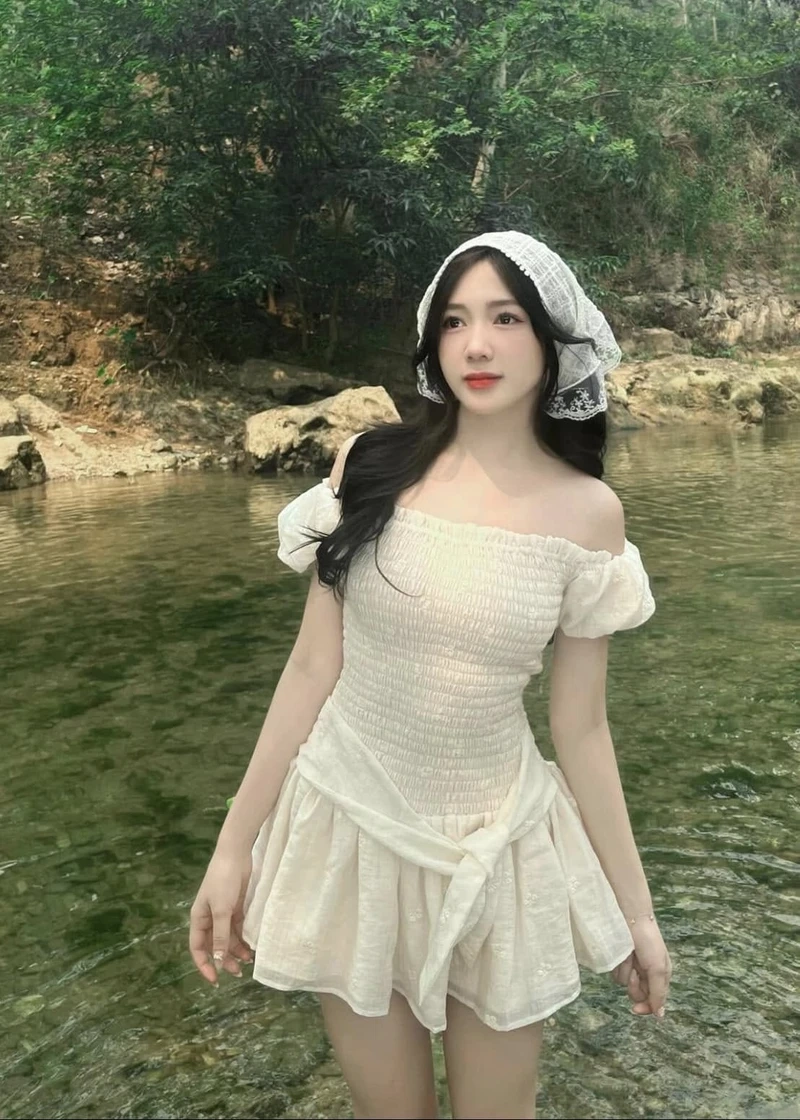 Gái Trung Quốc cosplay nhân vật game online, mang lại sự mới mẻ và sáng tạo