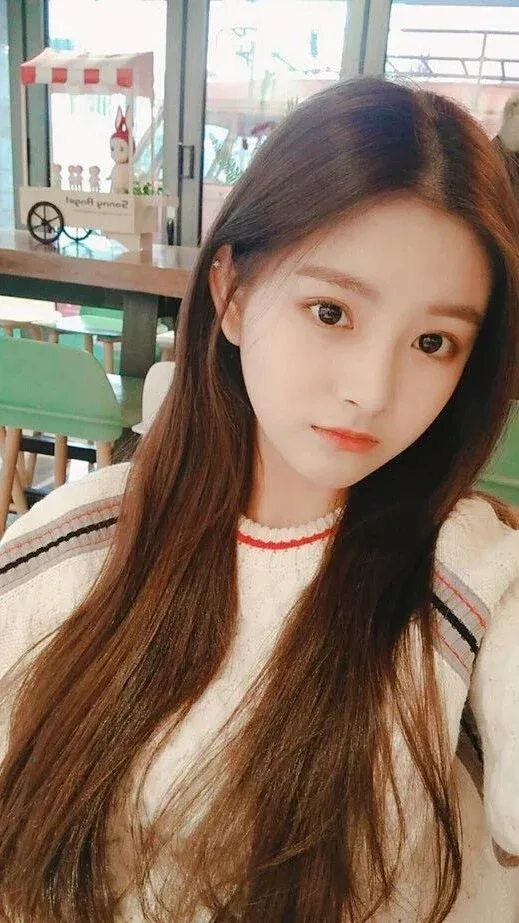 Gái xinh che mặt ảnh avatar đẹp cho con gái mang lại sự bí ẩn