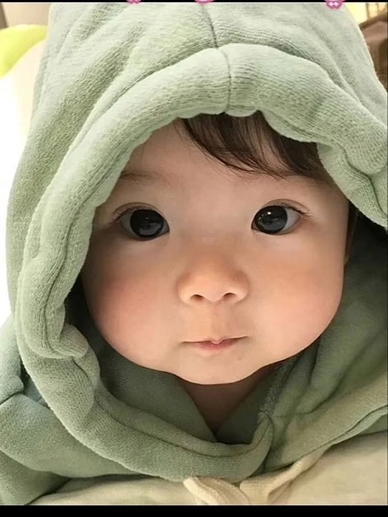 Hình nền cute em bé mang đến vẻ đáng yêu và ngọt ngào