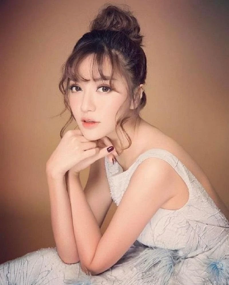  Nhạc dân ca Bích Phượng có phong cách nhẹ nhàng, sâu lắng