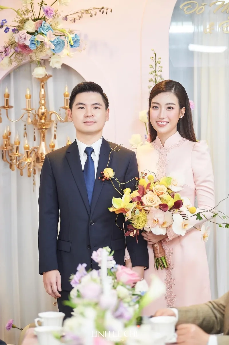 Đám cưới hoa hậu Mỹ Linh là sự kiện được mong đợi nhất năm
