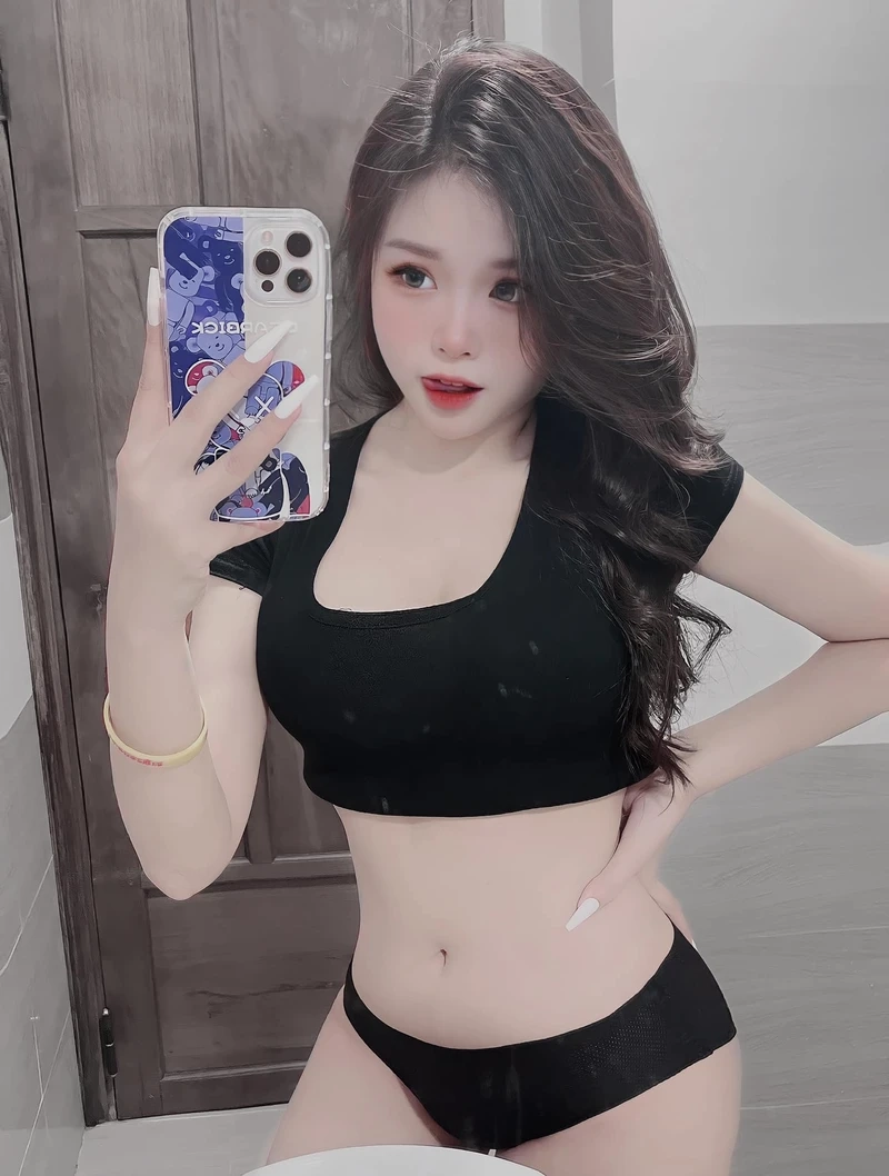 Gái xinh 21 hot girl có phong cách quyến rũ và đầy cuốn hút