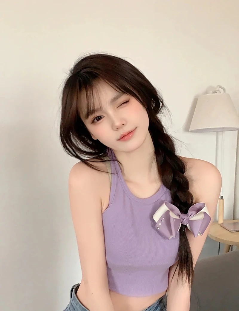 Gái xinh cute tóc ngắn mang đến vẻ đẹp trẻ trung và tươi mới