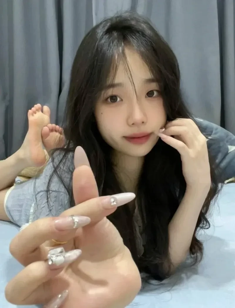 Gái douyin xuất hiện trong nhiều video sáng tạo và độc đáo