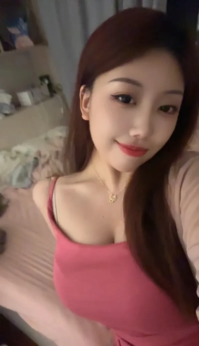 Gái instagram với phong cách sống hiện đại và đầy năng động
