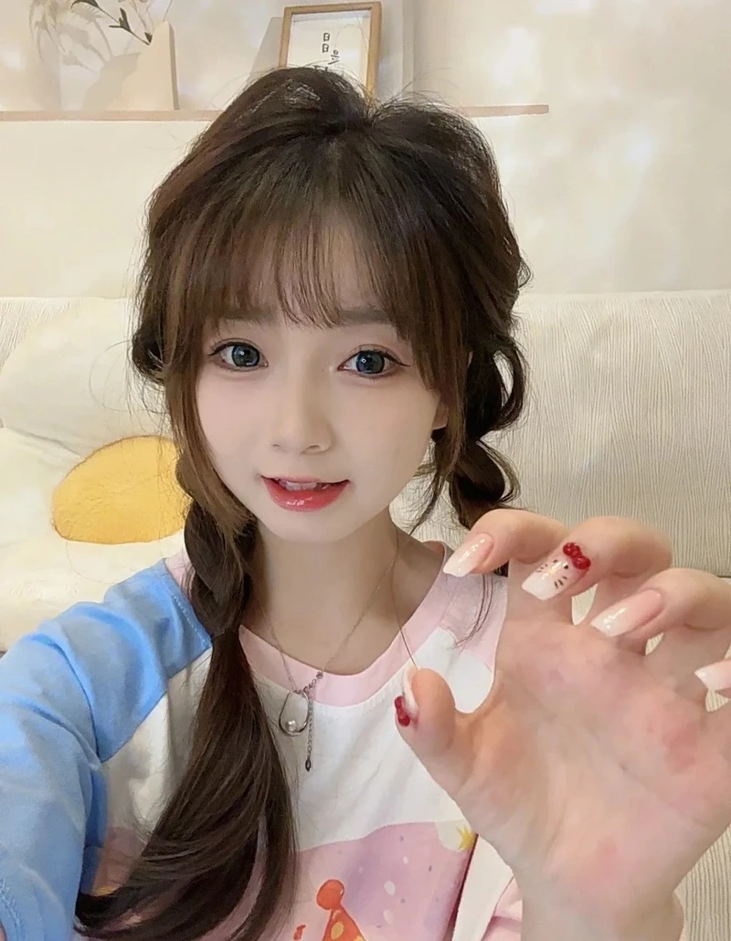 Gái tiktok show hàng mang lại sự hấp dẫn qua những khoảnh khắc đặc biệt
