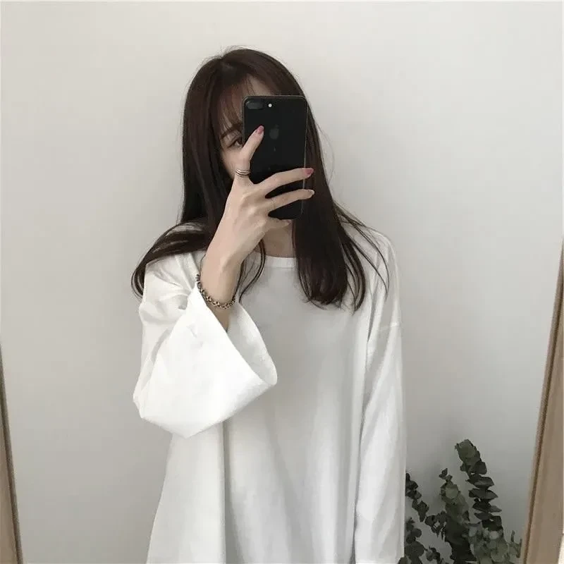 Ảnh gái 18 tuổi che mặt mang lại sự trong sáng và nhẹ nhàng
