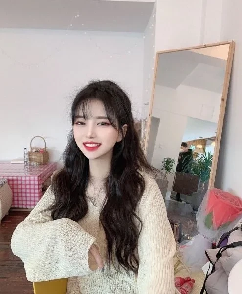 Hinh gai xinh cute gây ấn tượng với sự dễ mến và ngọt ngào