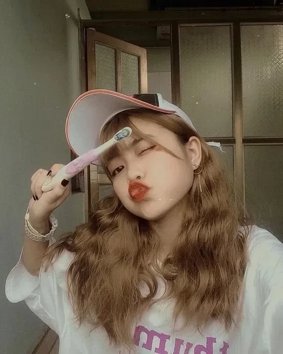 Ảnh gái cute tóc dài mang lại vẻ đẹp dịu dàng và quyến rũ