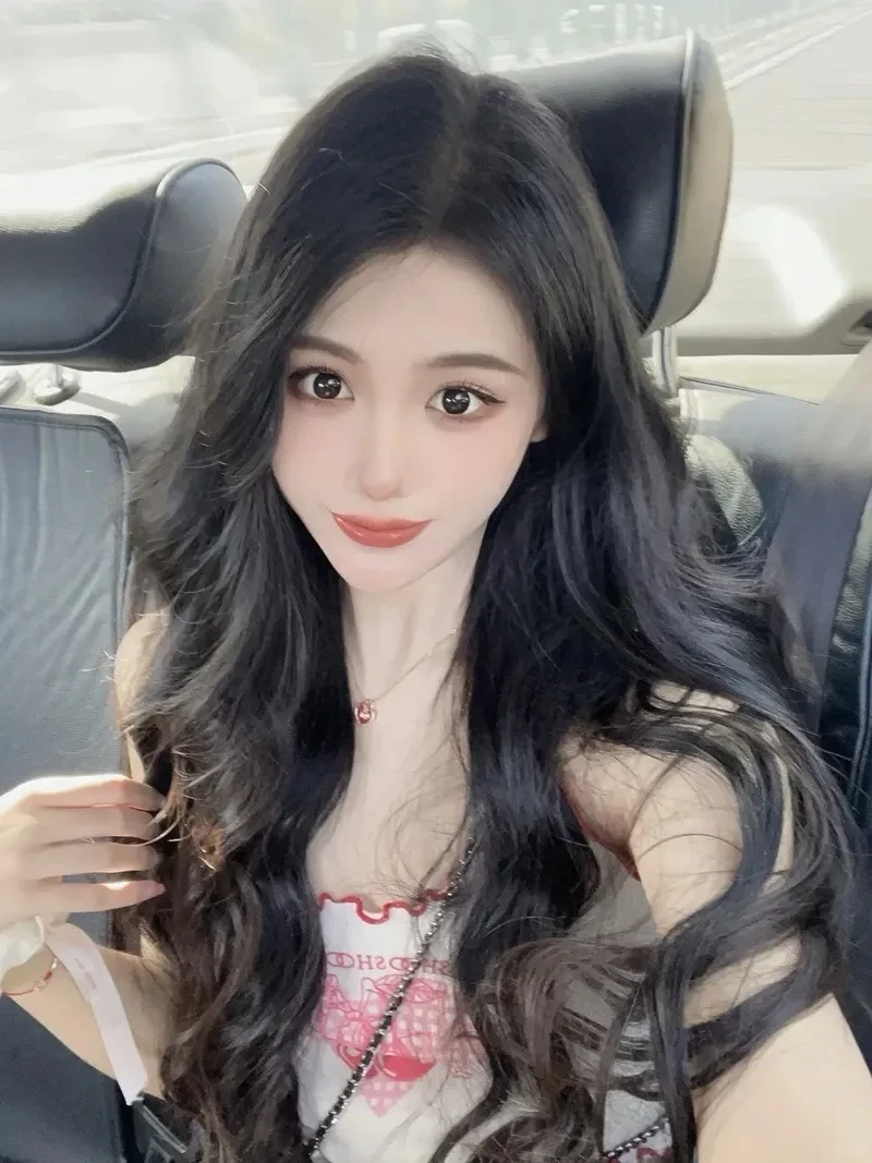 Anh xinh cute với vẻ đẹp tự nhiên, dễ thương và thu hút