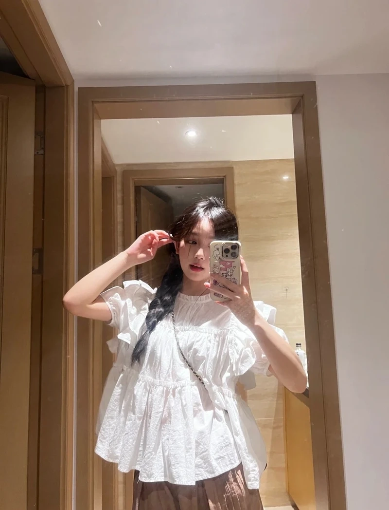 Gái xinh cute tóc ngắn mang lại vẻ năng động và tươi trẻ