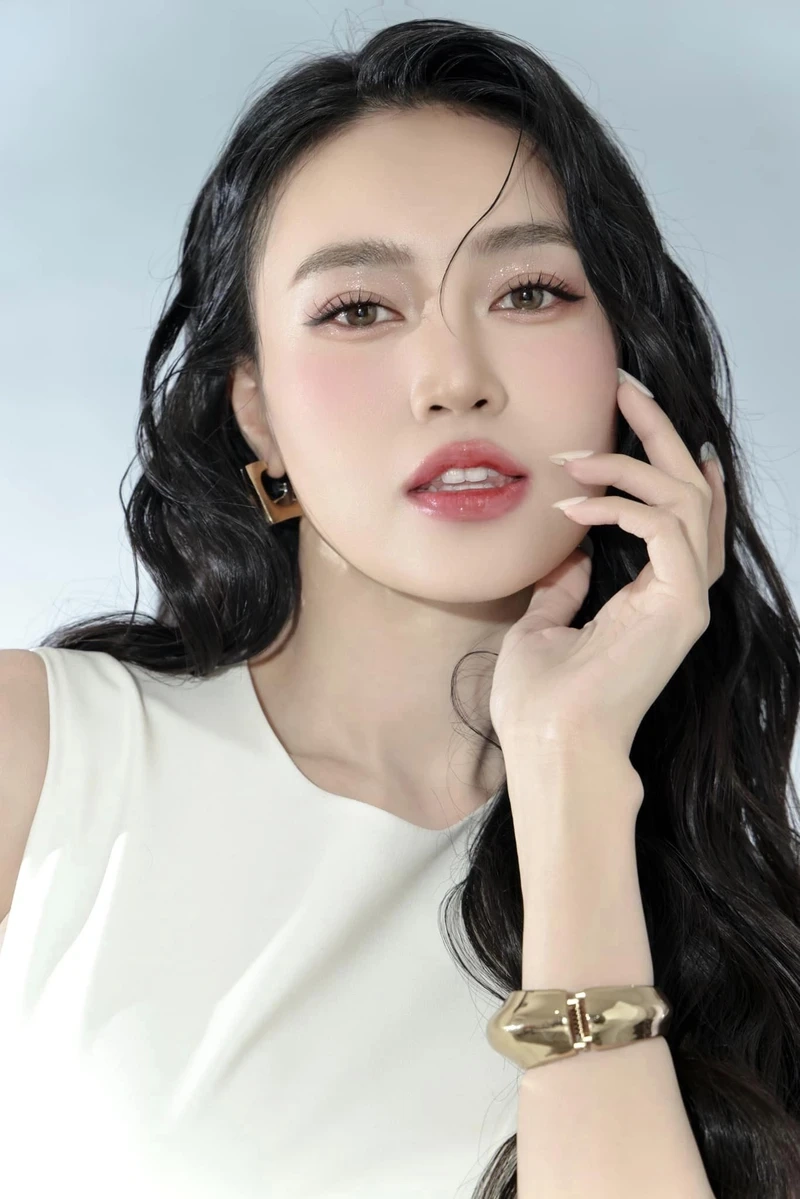 Ninh Dương Lan Ngọc và Ngô Kiến Huy tạo nên cặp đôi ấn tượng