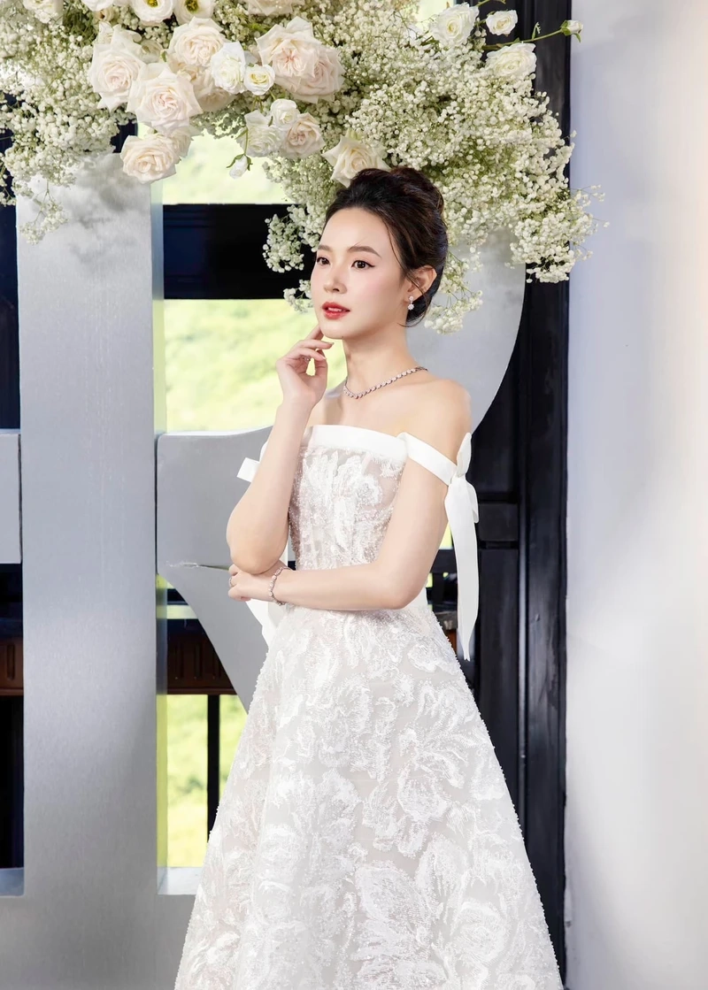  Người yêu của midu là ai? Được nhiều người yêu thích và quan tâm