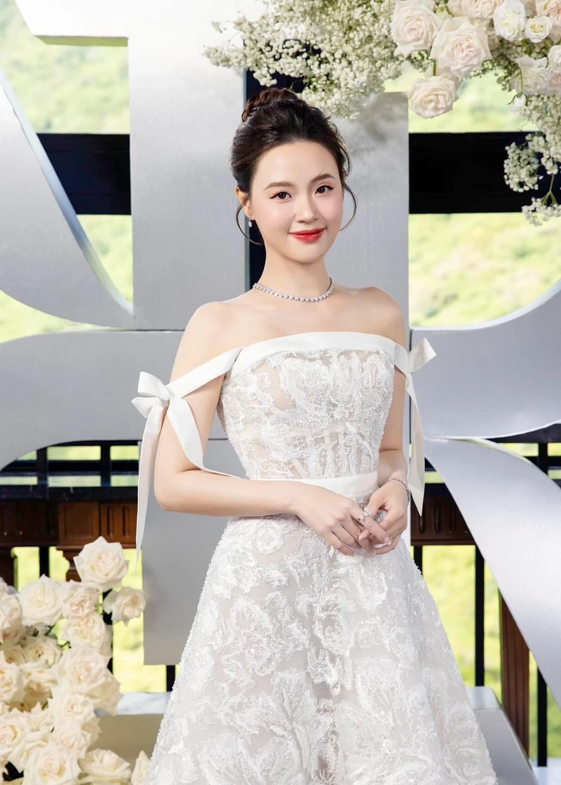 Mi du sexy tạo nên hình ảnh quyến rũ, thu hút người hâm mộ