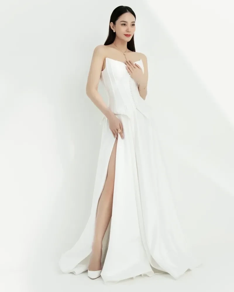 Diễn viên Minh Hằng sinh năm bao nhiêu luôn là điều người hâm mộ quan tâm
