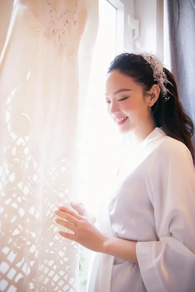 Minh Hằng chuẩn bị đám cưới với những hoạt động lãng mạn cùng bạn bè