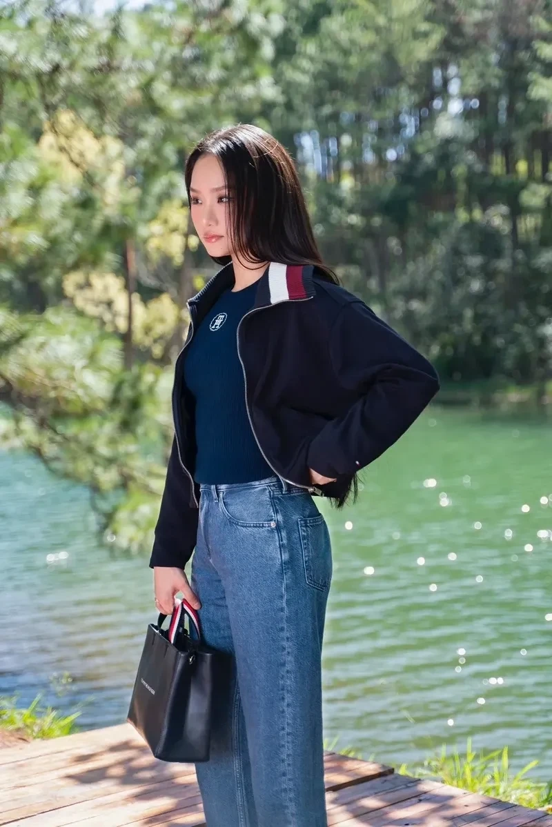 Gác lại âu lo hợp âm là một ca khúc đầy cảm xúc, dễ nghe và dễ thuộc