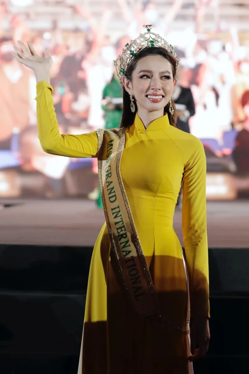  Nguyễn thúc thùy tiên facebook chia sẻ về hành trình của mình