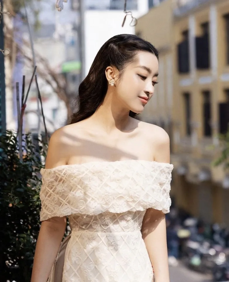 Hoa hậu hòa bình Nguyễn thúc thùy tiên với tầm ảnh hưởng lớn