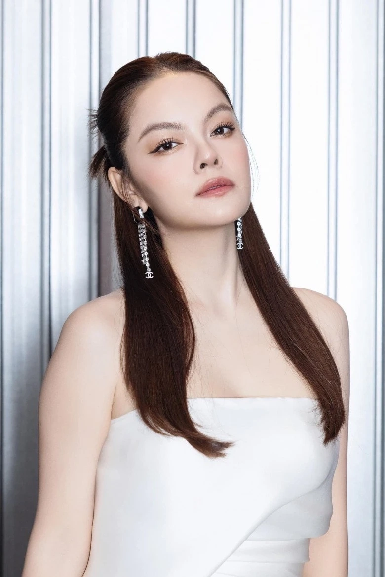 Album Quỳnh Anh là sự kết hợp hoàn hảo giữa cảm xúc và giai điệu