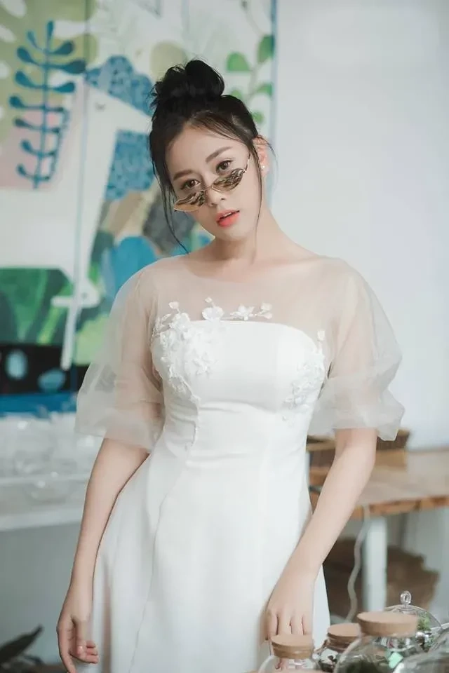 Hình ảnh Phương Oanh thường được chia sẻ trên mạng xã hội