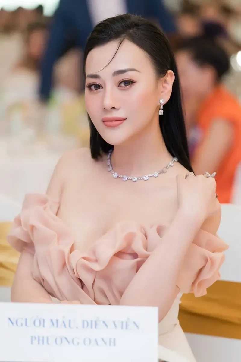 Phương Oanh diễn viên nổi tiếng với tài năng diễn xuất