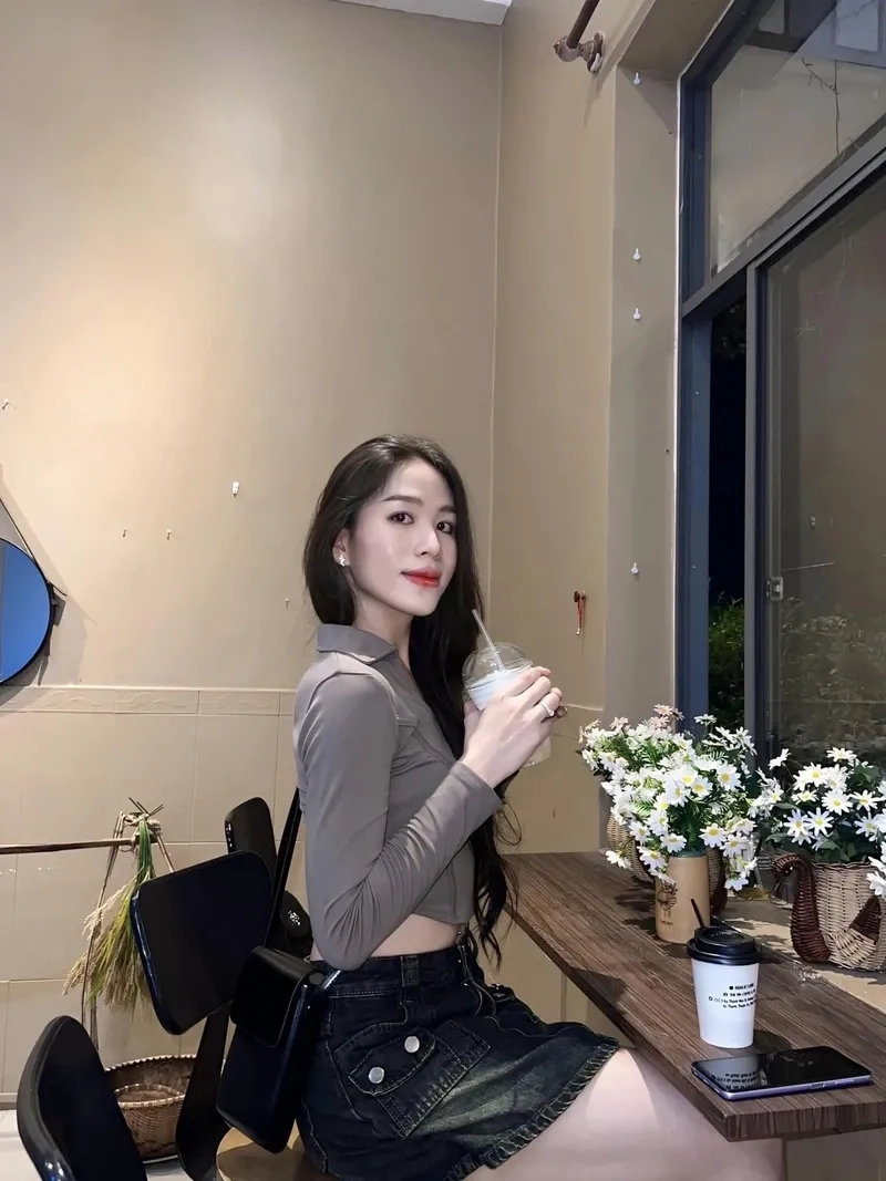 Tải hình nền gái đẹp HD, giúp làm mới màn hình với chất lượng cao
