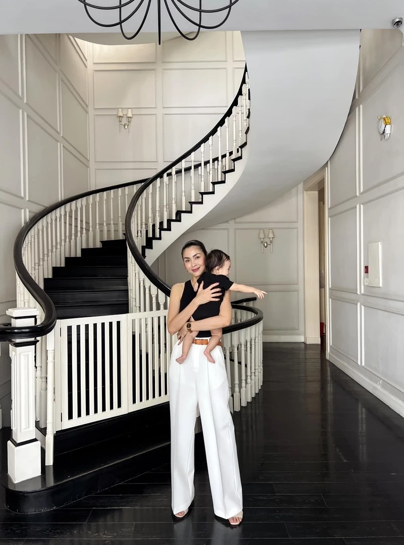 Cuộc đời Tăng Thanh Hà luôn gắn liền với những thành công nổi bật