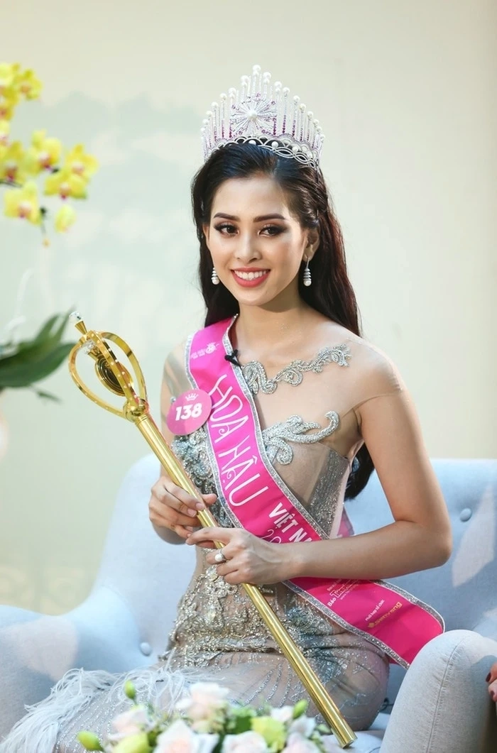 Hoa hậu Trần Tiểu Vy đăng quang mang đến niềm tự hào cho Việt Nam