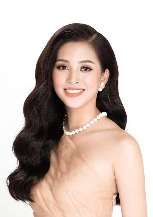 Vương miện Tiểu Vy được trao cho người xứng đáng nhất trong cuộc thi
