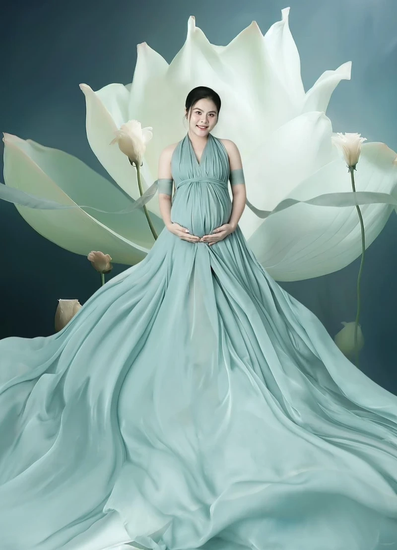 Hình ảnh Vân Trang với nét đẹp dịu dàng và phong thái tự tin