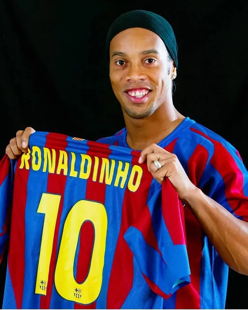 Đỉnh cao bóng đá nghệ thuật qua ronaldinho amv