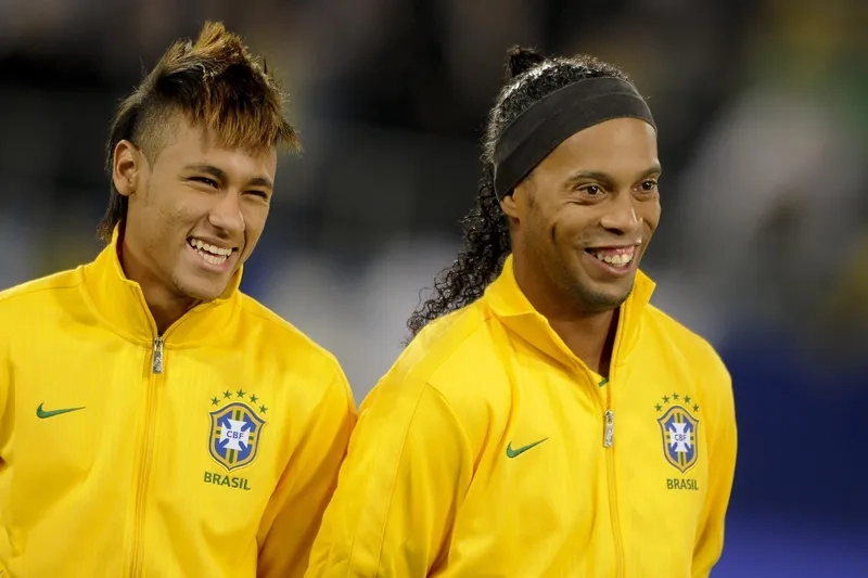  Hai thiên tài hội ngộ trong ronaldinho x neymar