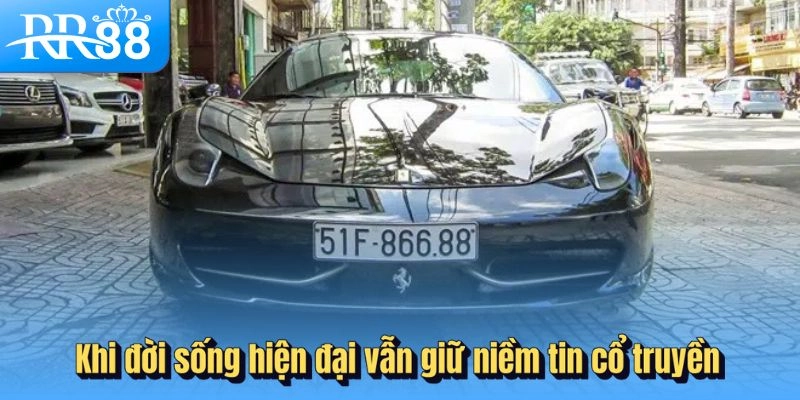 Khi đời sống hiện đại vẫn giữ niềm tin cổ truyền