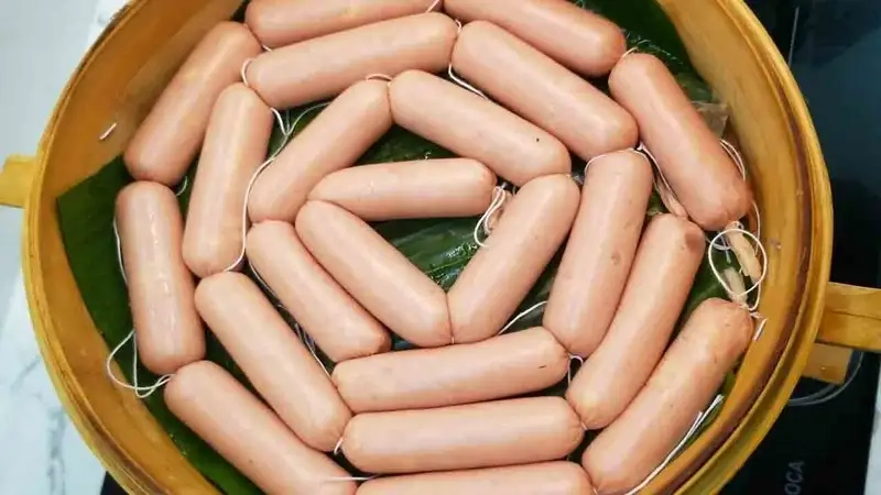 Nguyên liệu cần chuẩn bị để làm xúc xích