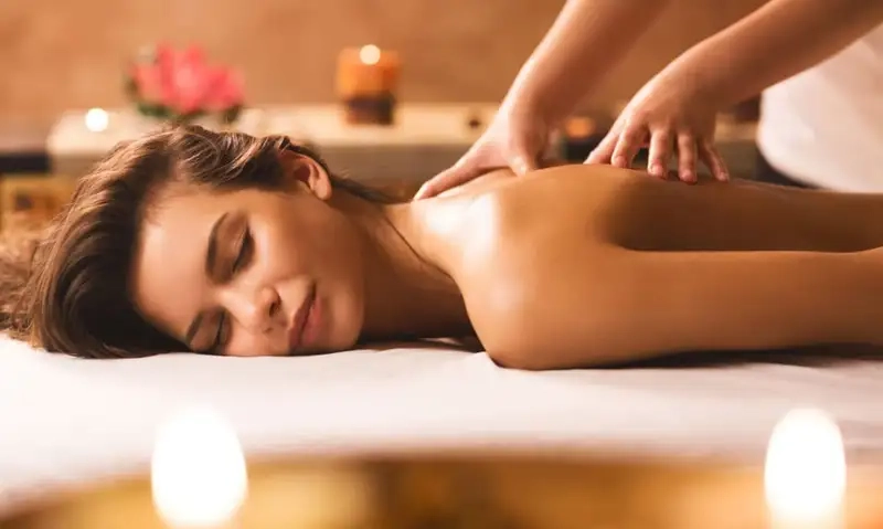 Các kỹ thuật massage cổ vai gáy phổ biến