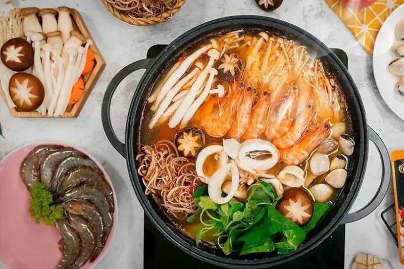Cách thưởng thức lẩu Thái đúng chuẩn