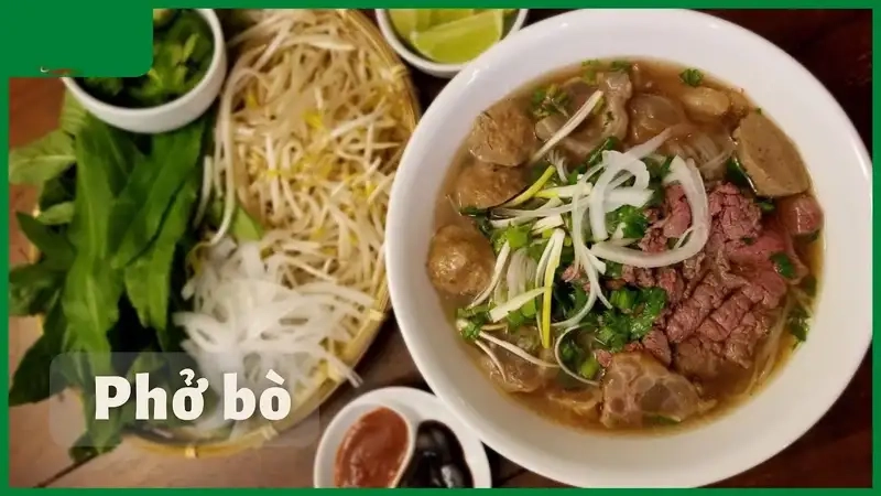 Chuẩn bị nguyên liệu nấu phở bò