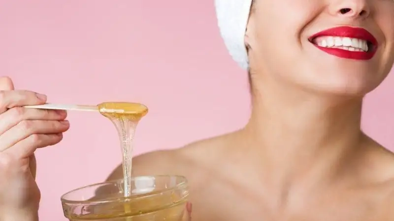 Mật ong giúp tóc chắc khỏe và bóng mượt
