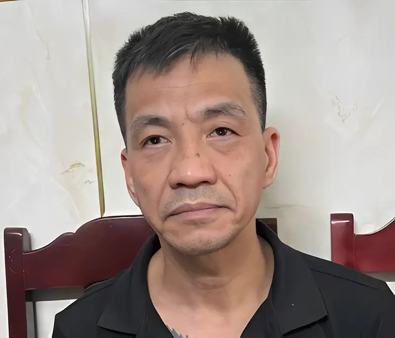 Tiểu sử và hành trình được biết đến của Long Tròn