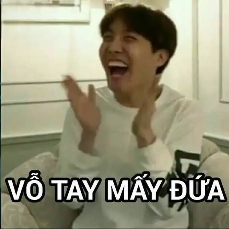 Meme vỗ tay chúc mừng gửi lời khen chân thành