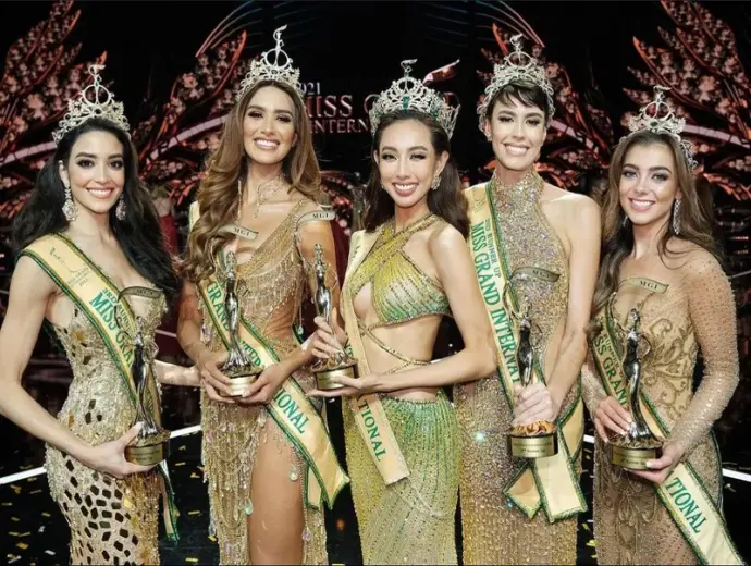 Bộ sưu tập ảnh Nguyễn Thúc Thùy Tiên xinh đẹp và quyến rũ
