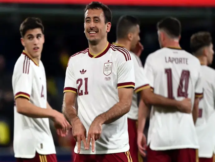 Mikel Oyarzabal Khẳng Định Vị Thế Đầu Tàu Của Real Sociedad