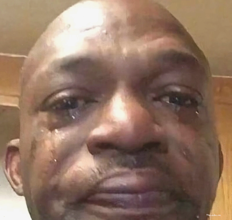 Biểu cảm hài hước của meme Anh Da Đen